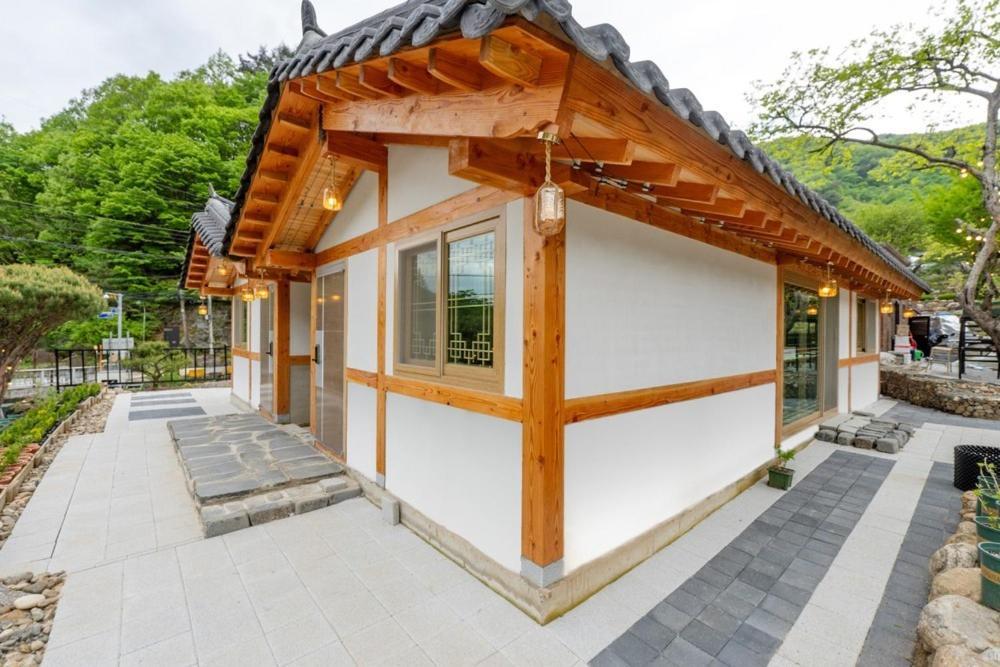 Hadong Hanok Pension The Better Day Exterior foto