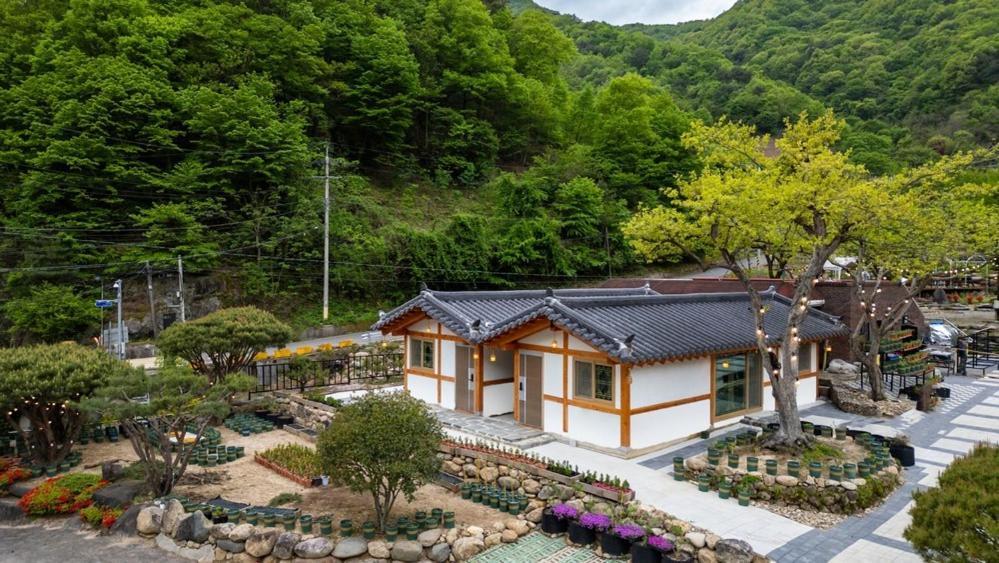 Hadong Hanok Pension The Better Day Exterior foto